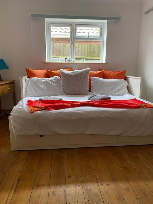 Sadlesea Villa West Wittering Ngoại thất bức ảnh